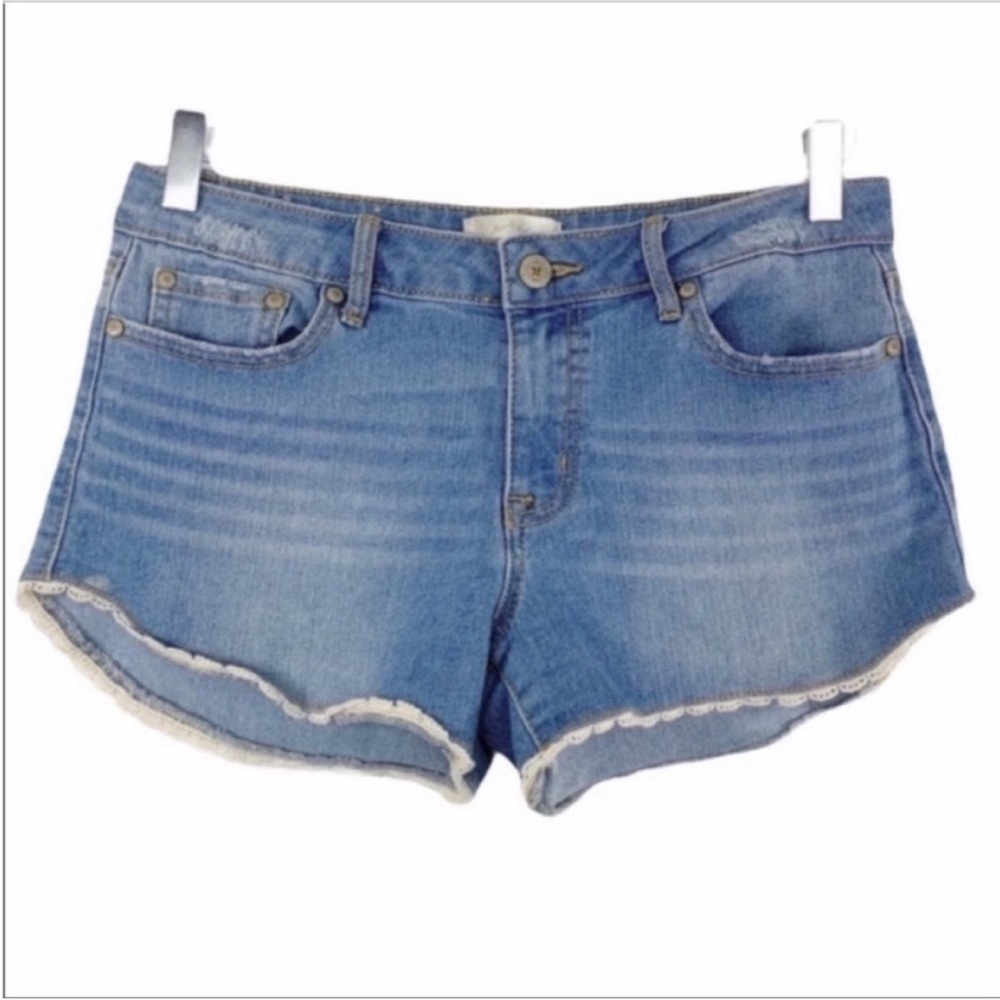 ALTAR’D STATE crochet jean shorts 27
